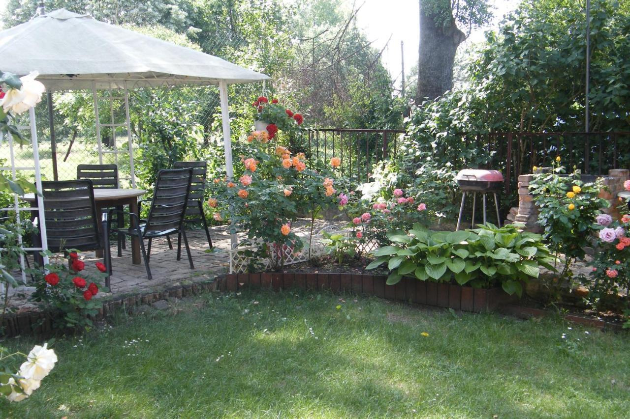 Ferienwohnung Holly Vendeghaz Hajdúszoboszló Exterior foto