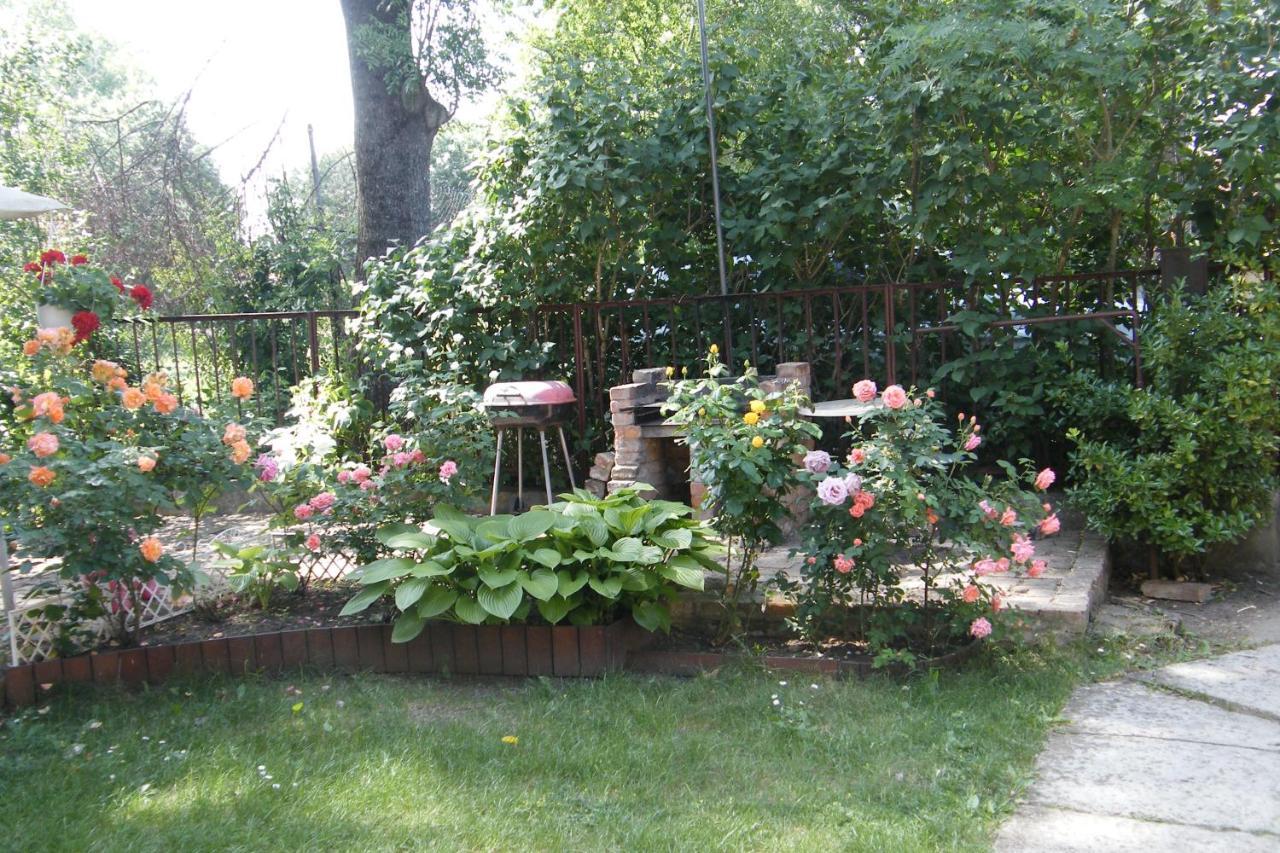Ferienwohnung Holly Vendeghaz Hajdúszoboszló Exterior foto